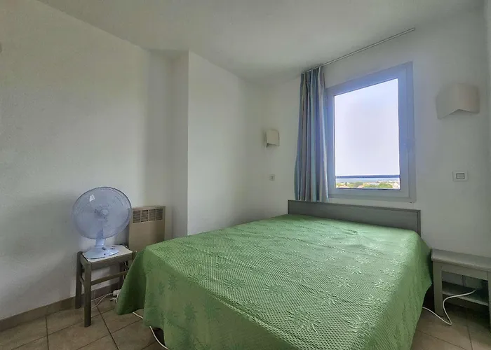 2 Pieces Avec Terrasse Et Piscine A - Fr-1-553-311 Appartement Balaruc-les-Bains