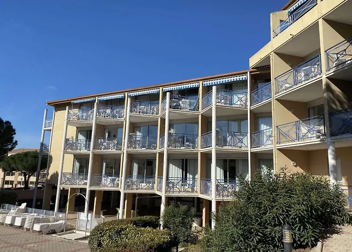 2 Pieces Avec Terrasse Et Piscine A - Fr-1-553-311 Balaruc-les-Bains